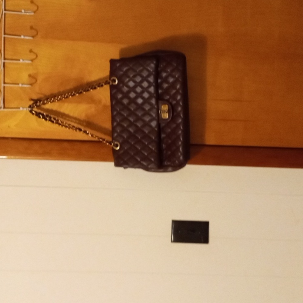 Shoulder purse